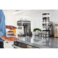 Кавомолка KitchenAid Artisan срібний медальйон 5KCG8433EMS