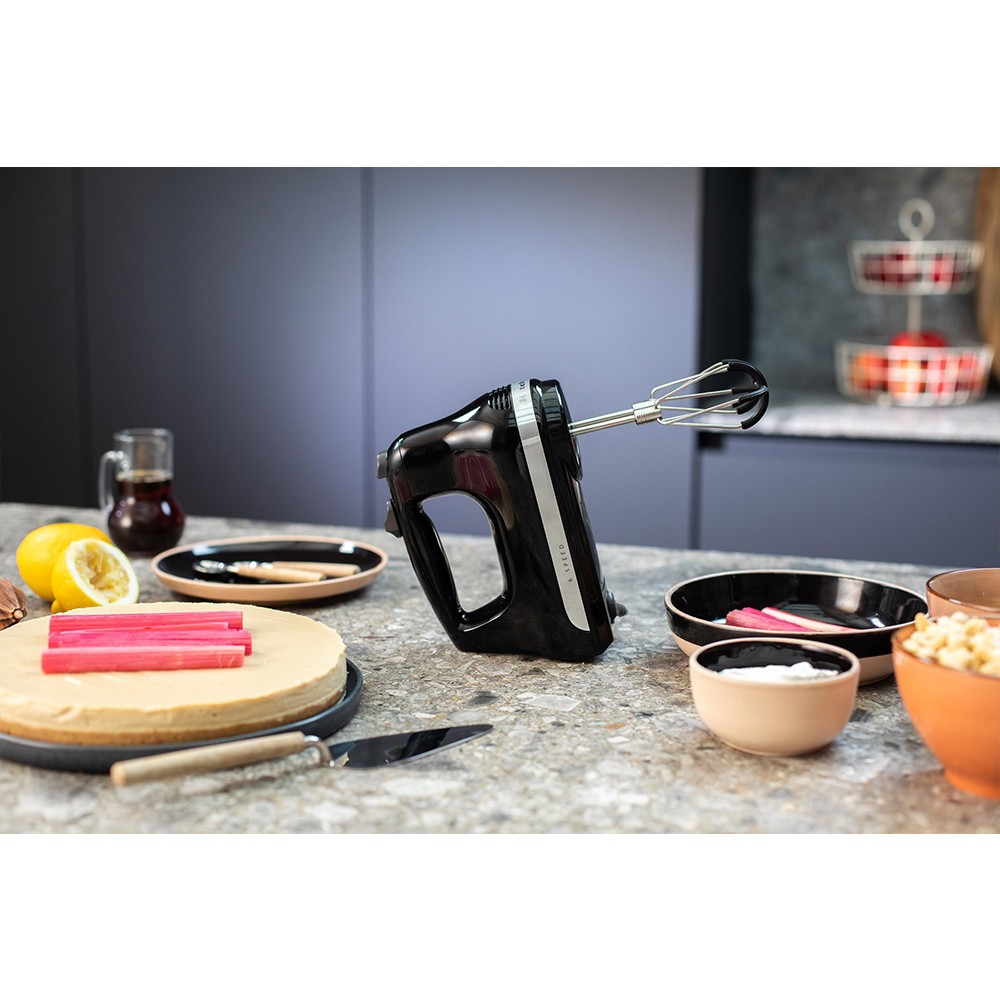 Міксер KitchenAid ручний чорний 5KHM6118EOB