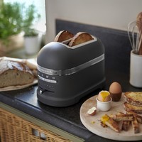 Тостер KitchenAid Artisan сірий 5KMT2204EGR