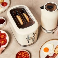 Тостер KitchenAid кремовий 5KMT2109EAC