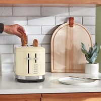 Тостер KitchenAid кремовий 5KMT2109EAC