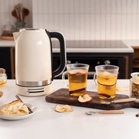 Електрочайник KitchenAid 1,7 л кремовий 5KEK1701EAC