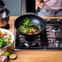 Сковорода Вок KitchenAid CFA з керамічним покриттям 28 см CC003294-001