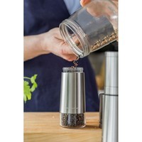 Набір млинків для солі та перцю KitchenAid Universal 2 шт 20,3 см сріблястий KOG988OSSSA