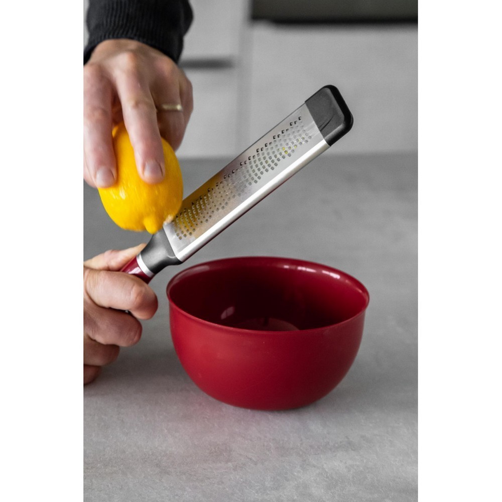 Терка для спецій KitchenAid Coreline з чохлом 31,7 см червоний KAG321OHERE