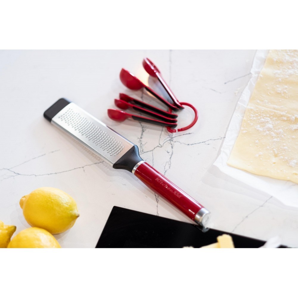 Терка для спецій KitchenAid Coreline з чохлом 31,7 см червоний KAG321OHERE